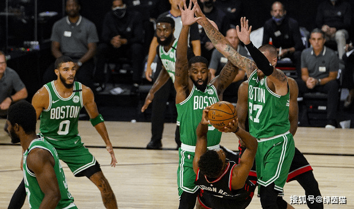  塔图姆末节独揽十五分绿军加时险胜热火  